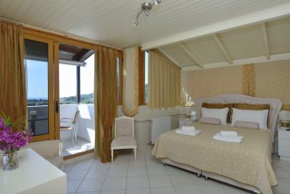 accommodation bella vista studios double bedroom